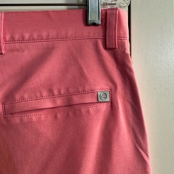 PETER MILLAR Crown Conmfort Men's Pink Shorts. 32 - Picture 3 of 6